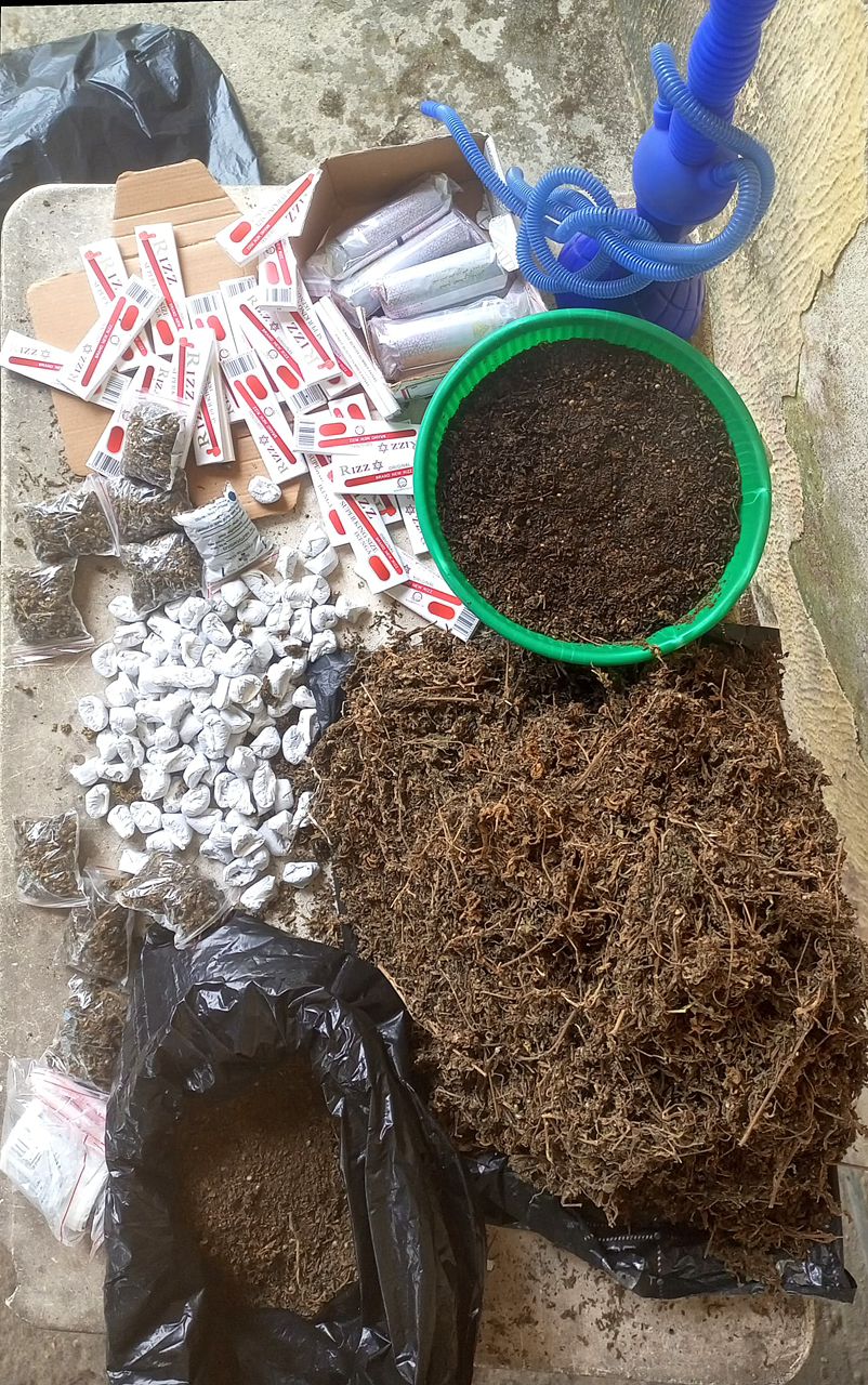 Police raid drug hotspots in Itu, arrest 18 suspects